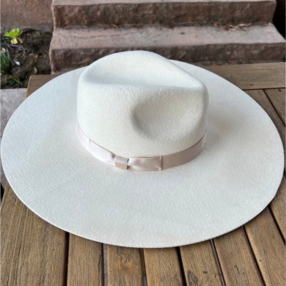 Sold - Picture 2 of 5